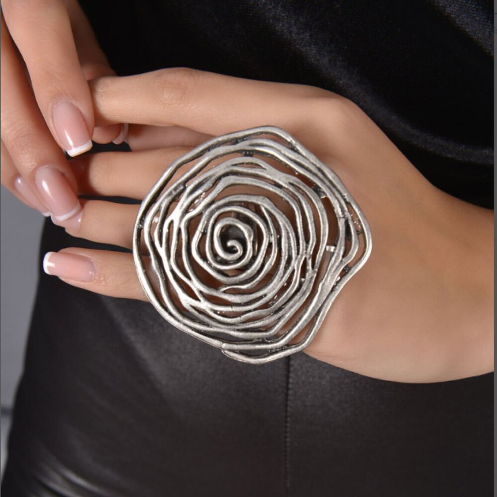 Oversized Brutalist Statement Ring – Adjustable Ring Size, Stylized Floral Rose - Picture 5 of 11